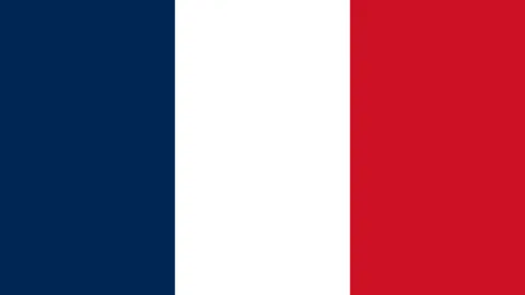 尹波：天鹅之恋，癞蛤蟆心灰意冷